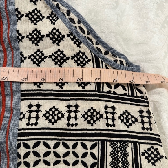 THML Black and White Geometric shark bite hem Dress Aztec Navajo inspired print - Picture 5 of 8